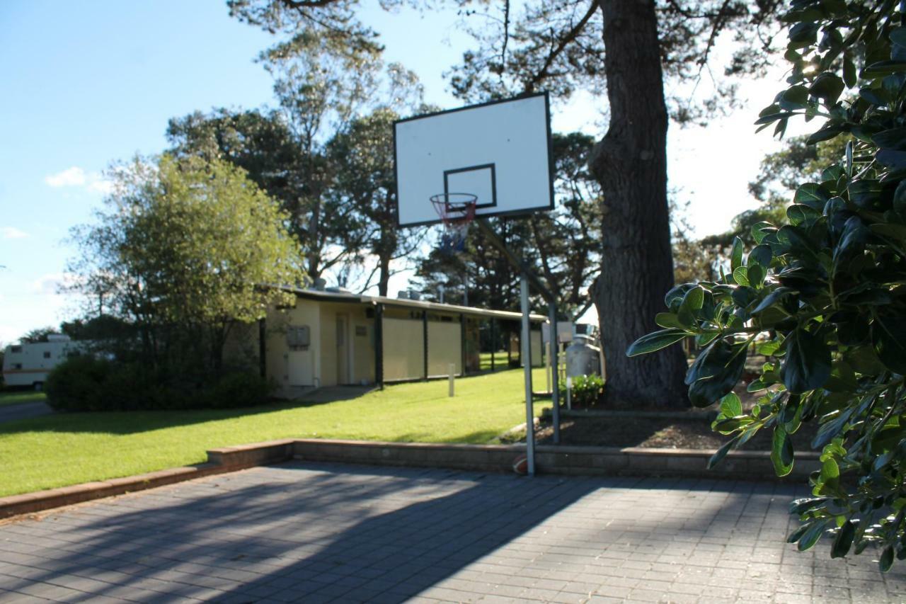 Millicent Hillview Caravan Park Экстерьер фото